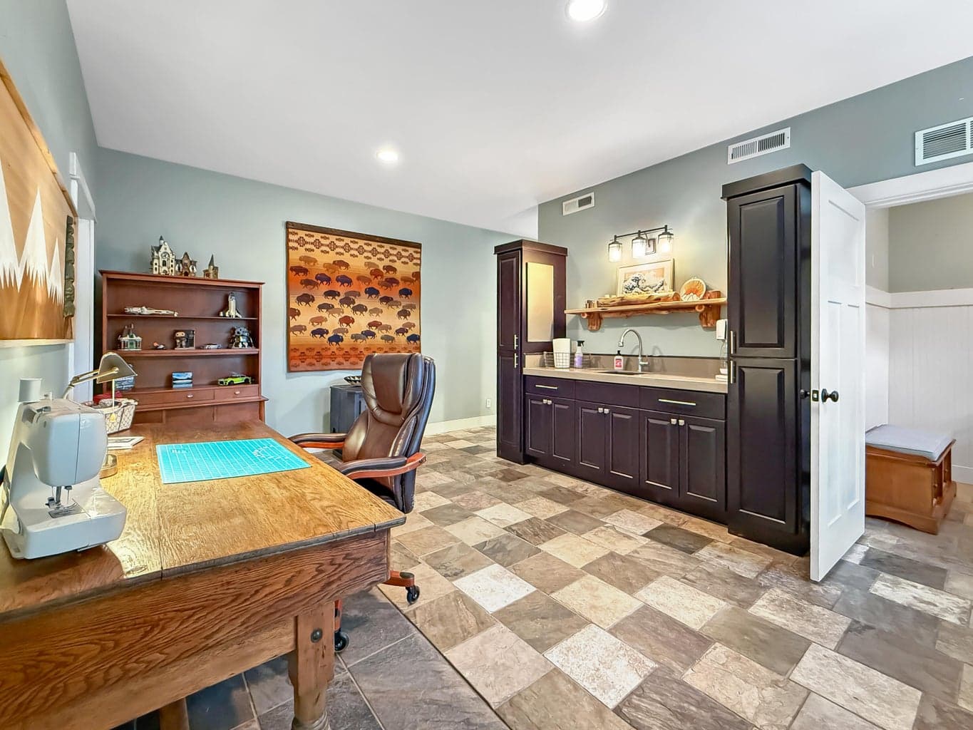 Photo of 255 S Larch Street 24 of 34