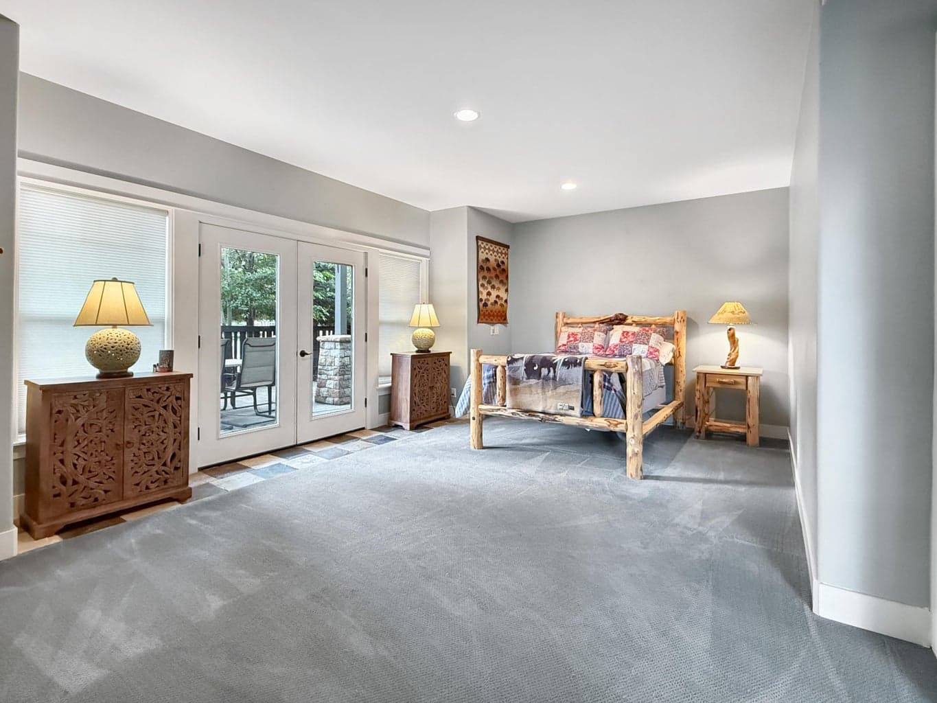 Photo of 255 S Larch Street 26 of 34