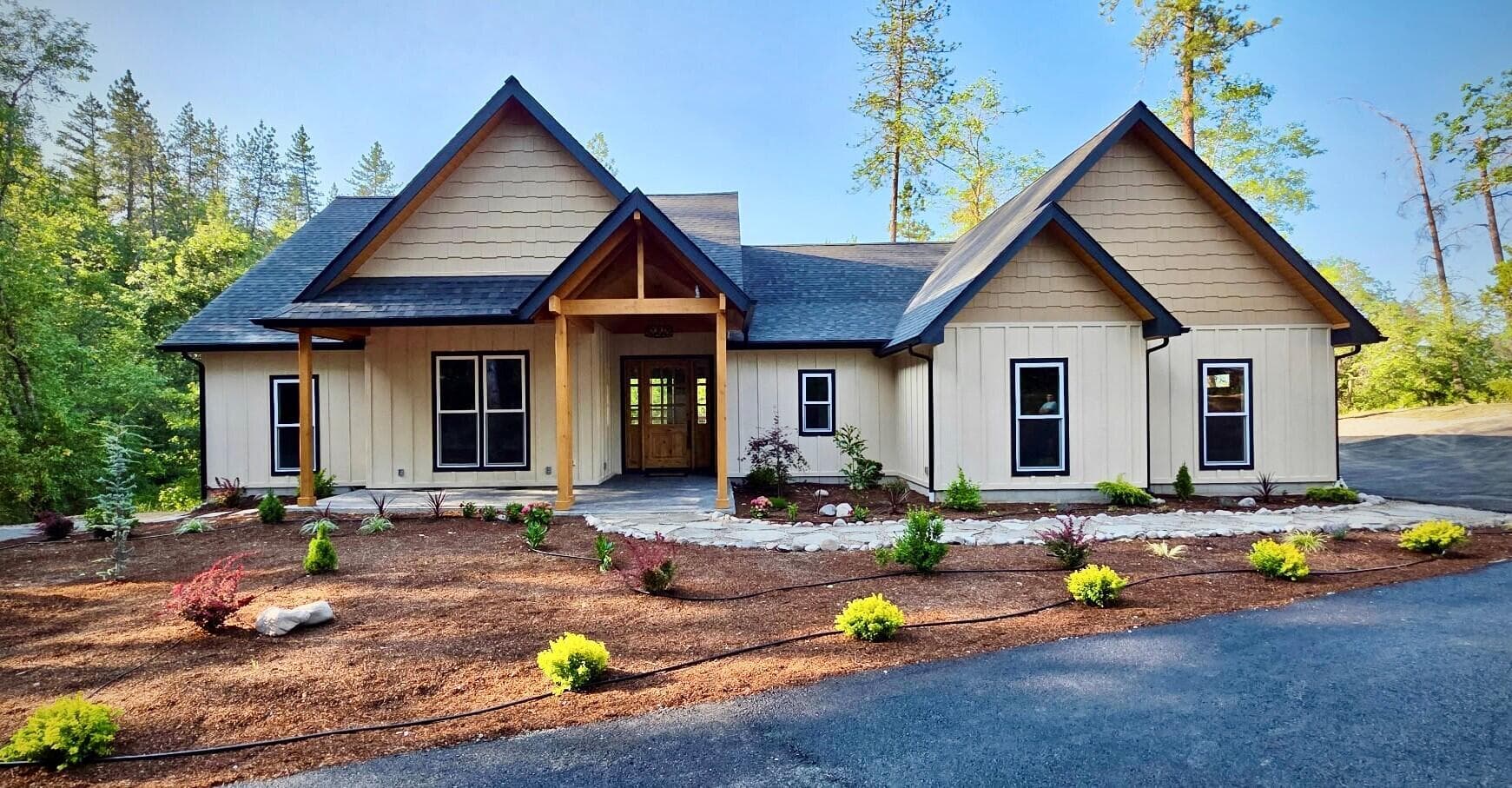 Photo of 3340 Redwood 3 of 52