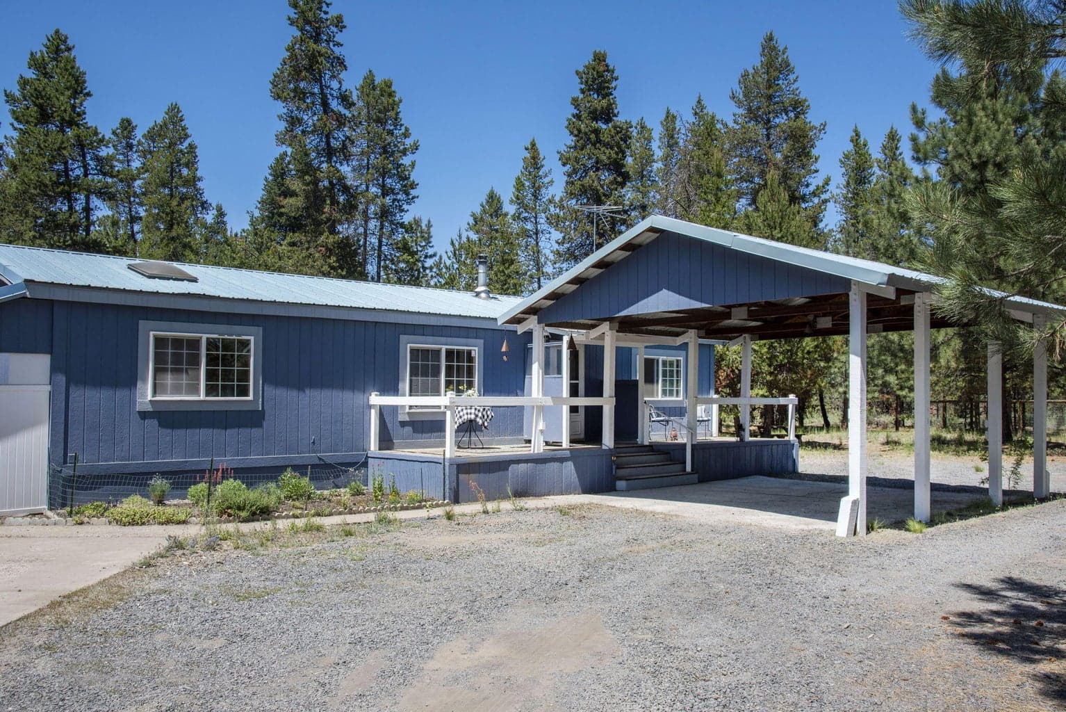 Photo of 16026 Twin Drive 3 of 26