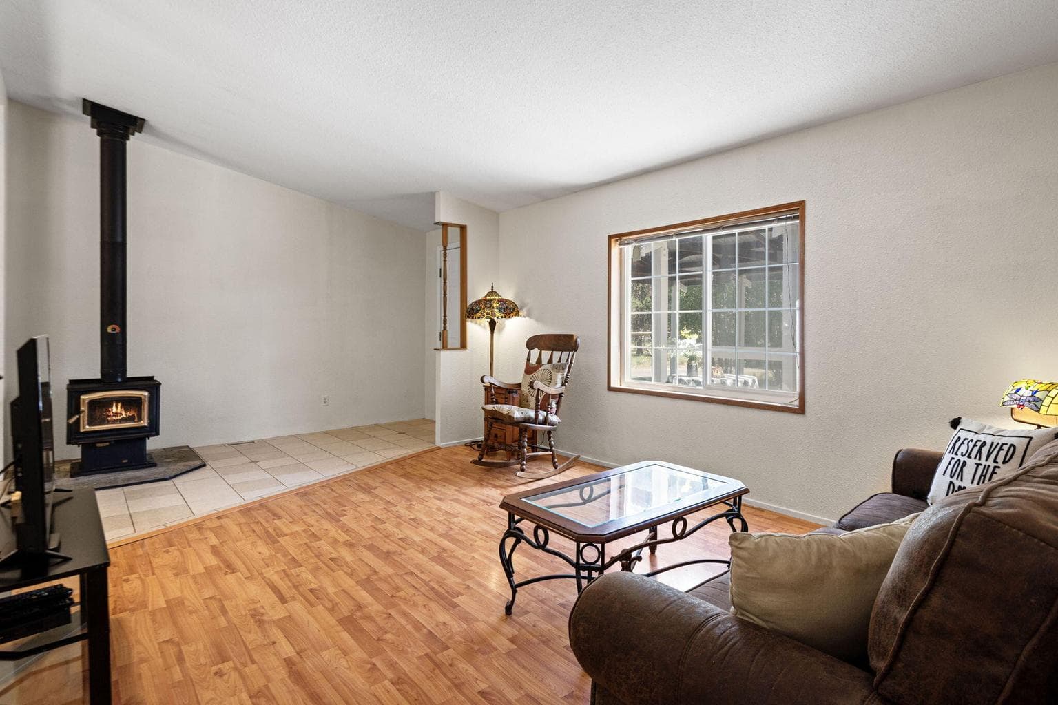 Photo of 16026 Twin Drive 4 of 26