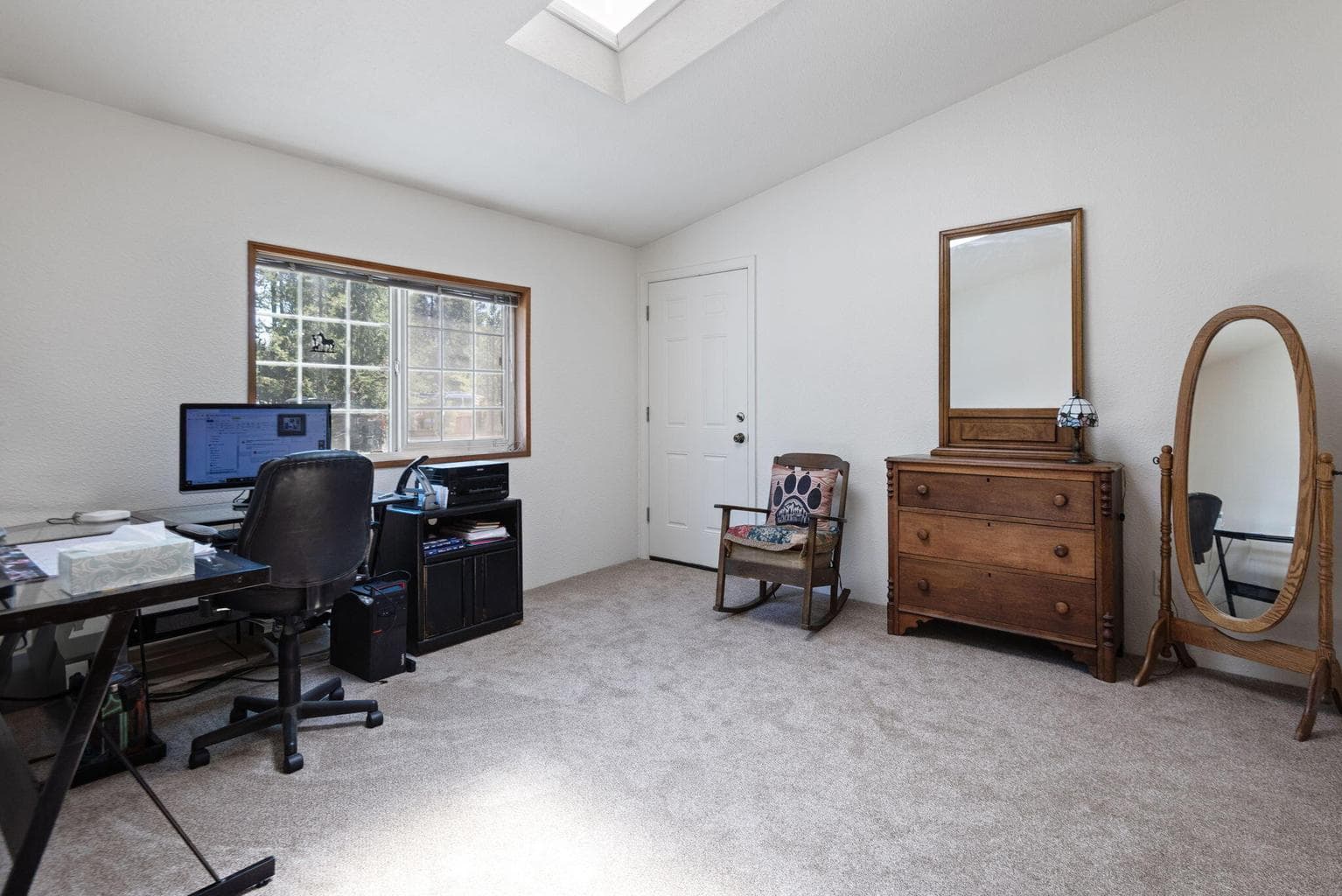 Photo of 16026 Twin Drive 15 of 26