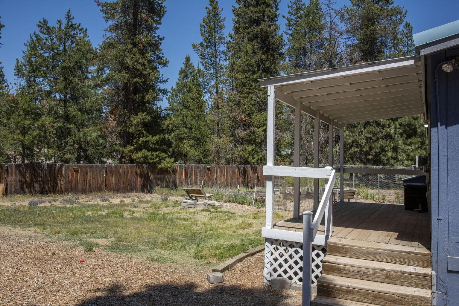 Photo of 16026 Twin Drive 19 of 26