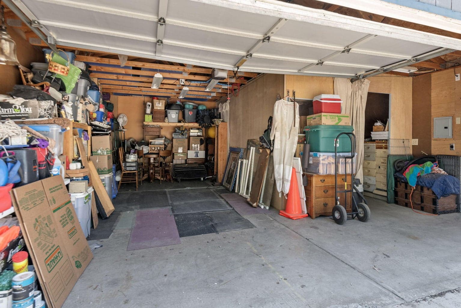 Photo of 16026 Twin Drive 25 of 26