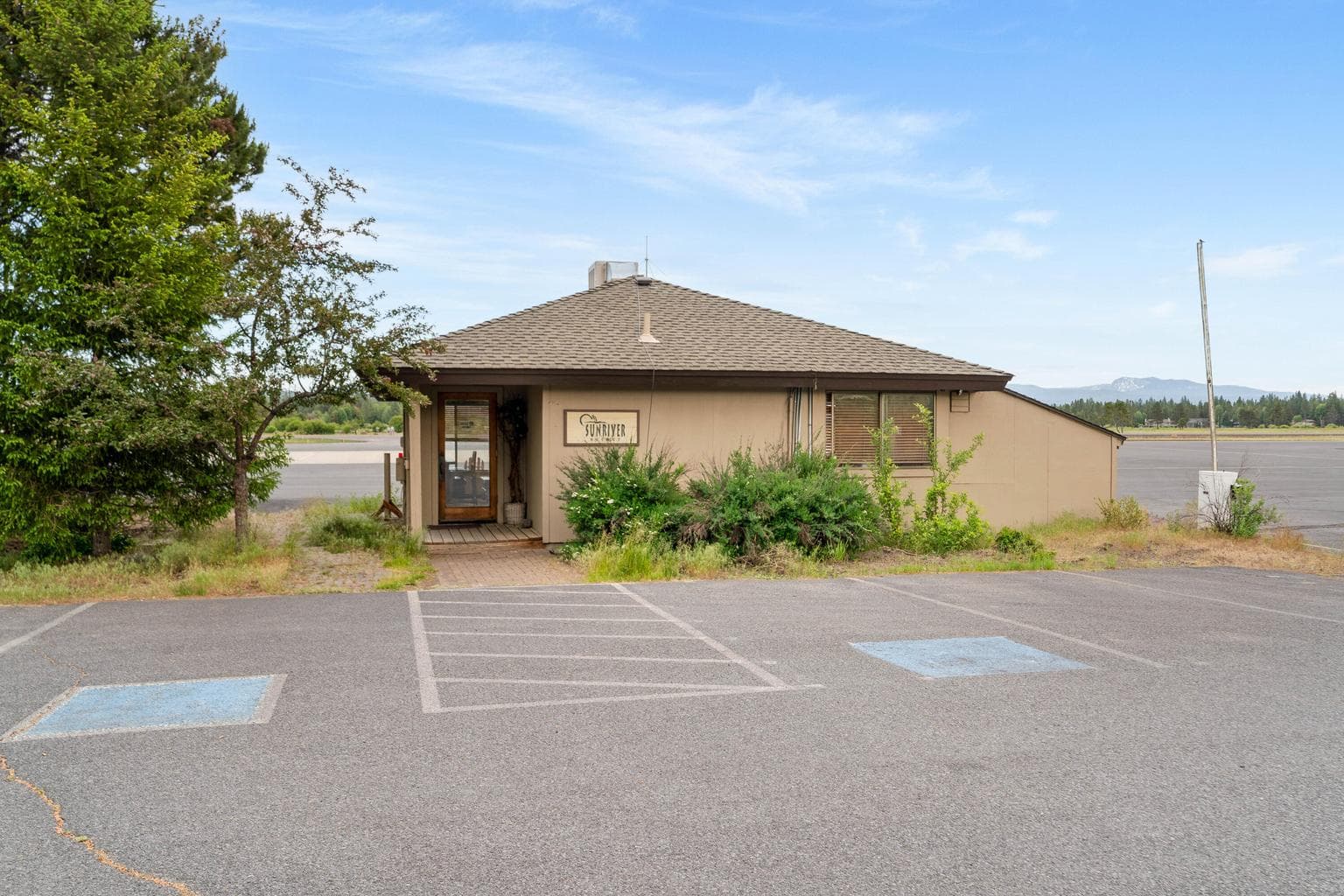 Photo of 57172 River Road 13 of 16