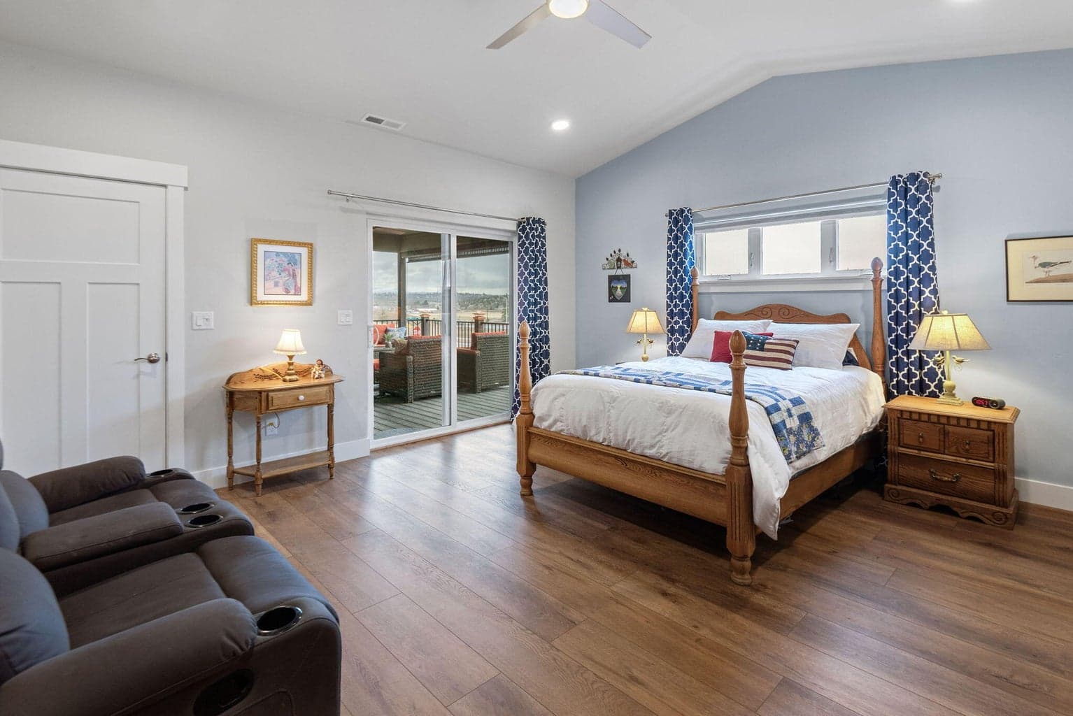 Primary Bedroom en-suite