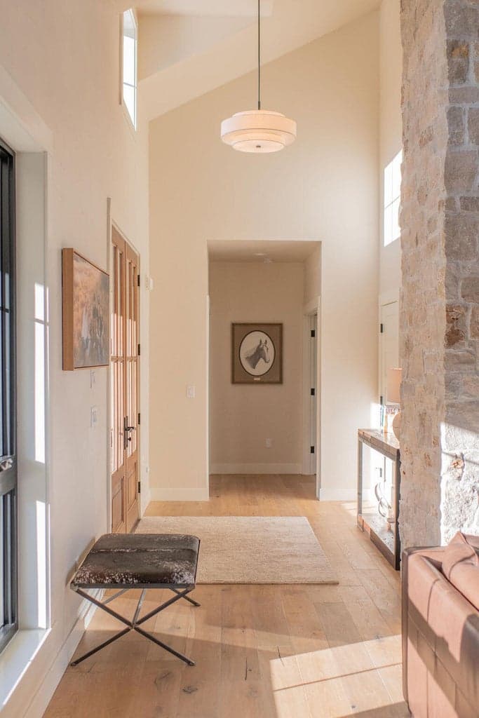 Photo of 9909 NW Coyner Avenue 16 of 60
