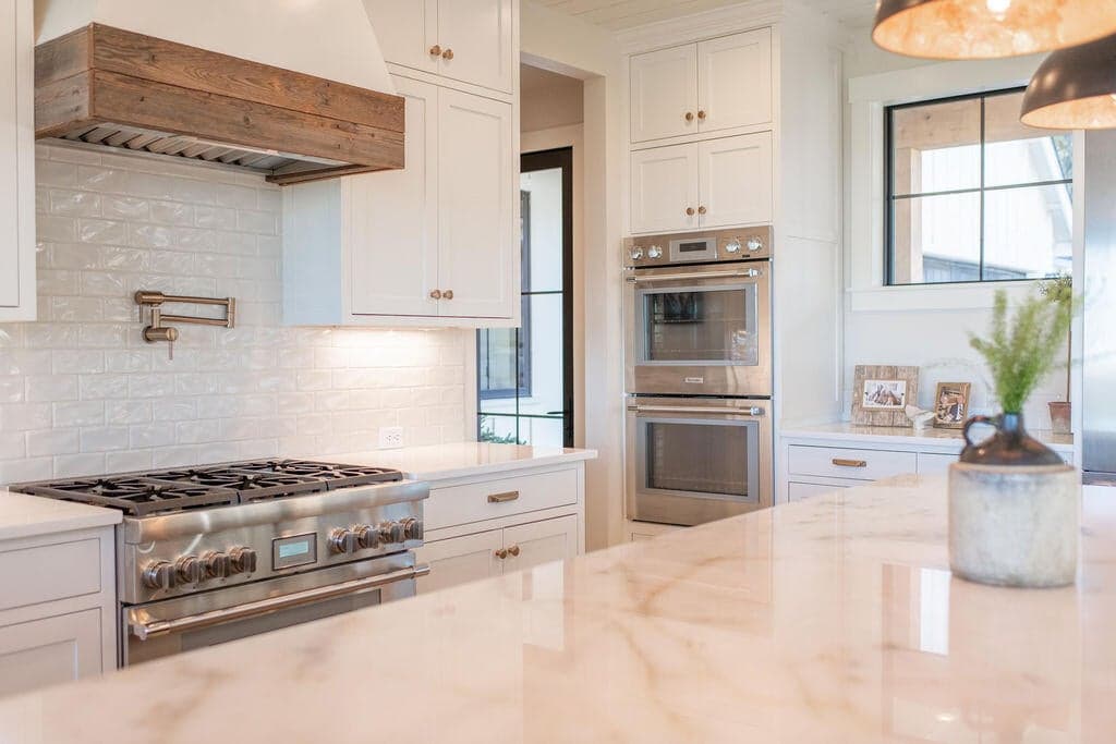 Photo of 9909 NW Coyner Avenue 26 of 60