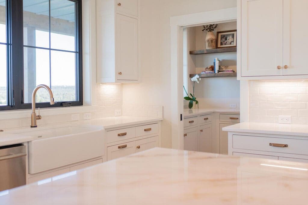 Photo of 9909 NW Coyner Avenue 27 of 60