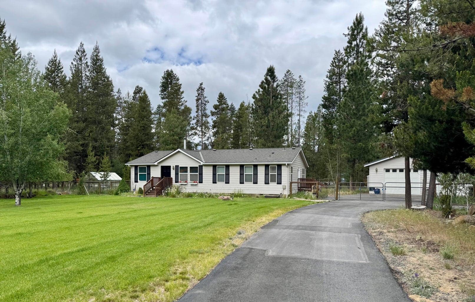 Photo of 52817 Rainbow Drive 8 of 52