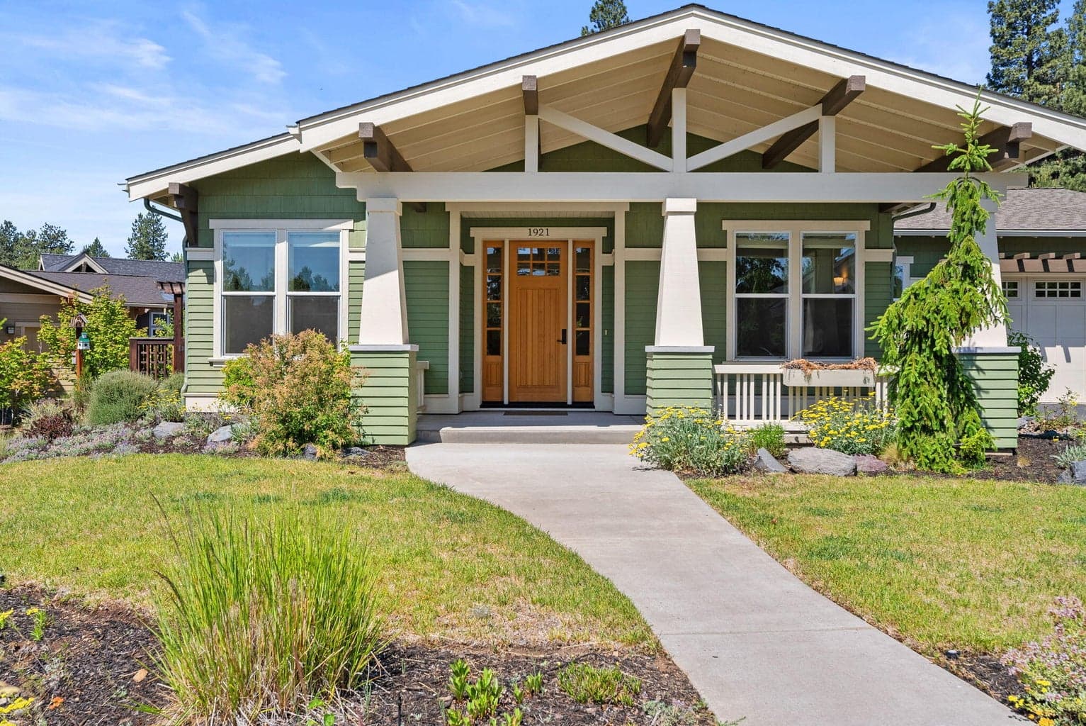 Photo of 1921 Shevlin Crest 4 of 52