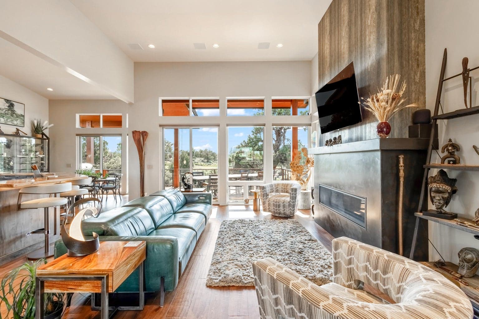 Photo of 22850 Stone Wall Court 16 of 64