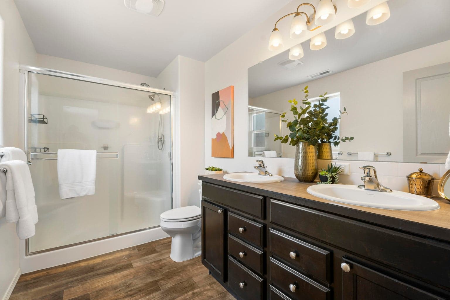 Photo of 480 NE Poplar Avenue 22 of 33
