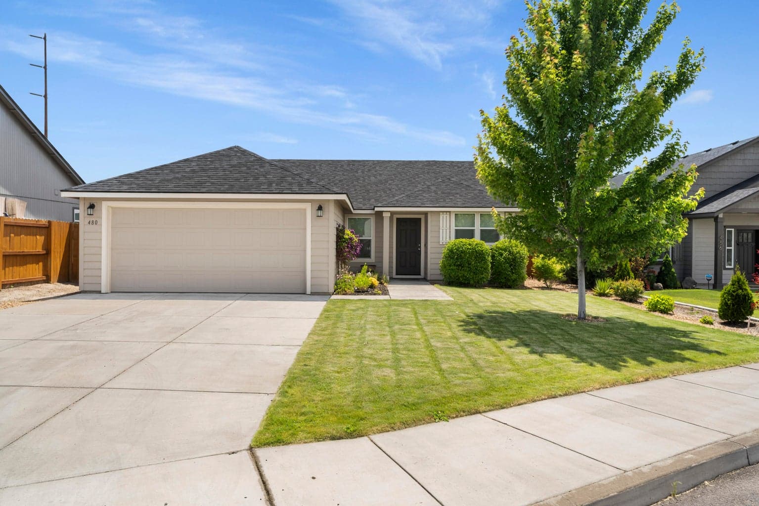 Photo of 480 Poplar 1 of 33