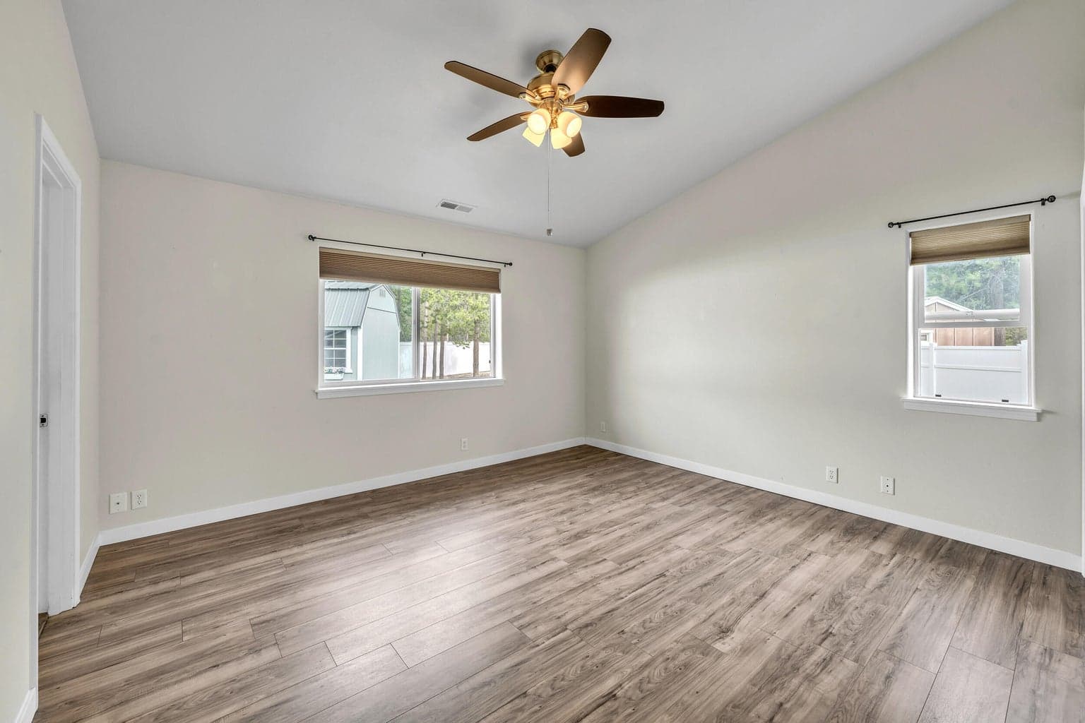 Photo of 51441 Mac Court 27 of 31