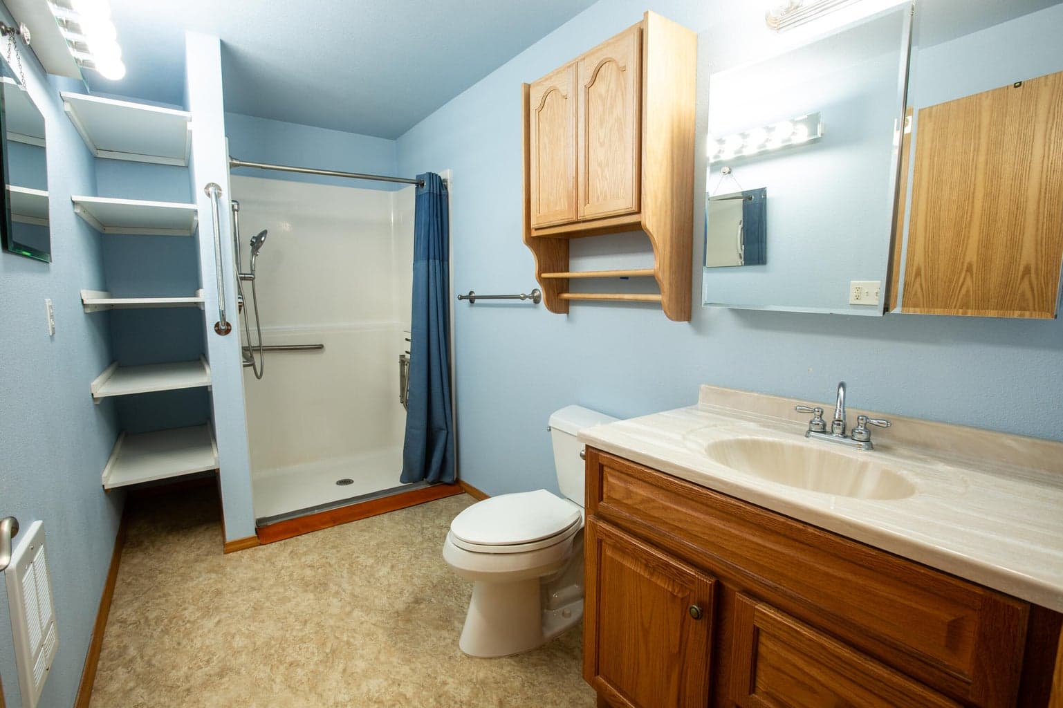 Photo of 20140 Putnam Lane 15 of 32