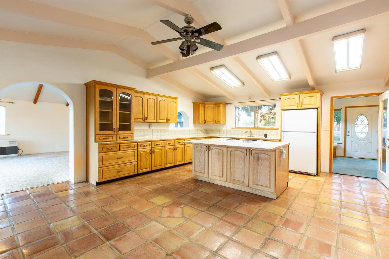 Photo of 20140 Putnam Lane 28 of 32
