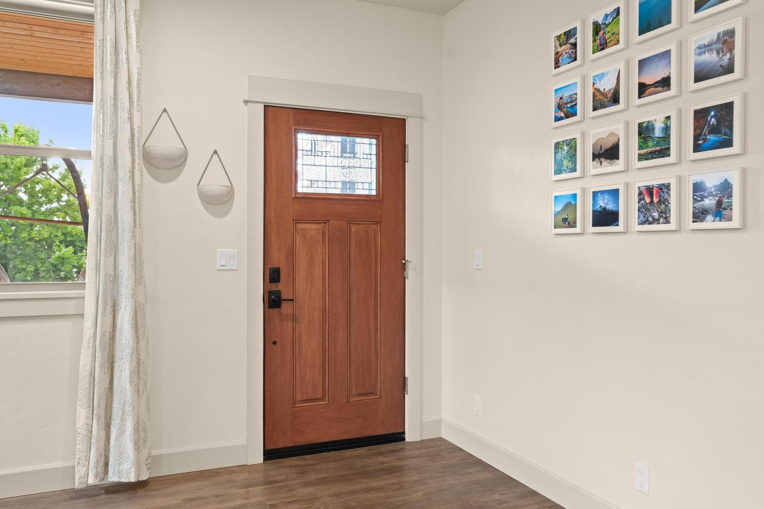 Photo of 63227 Brad Street 6 of 32