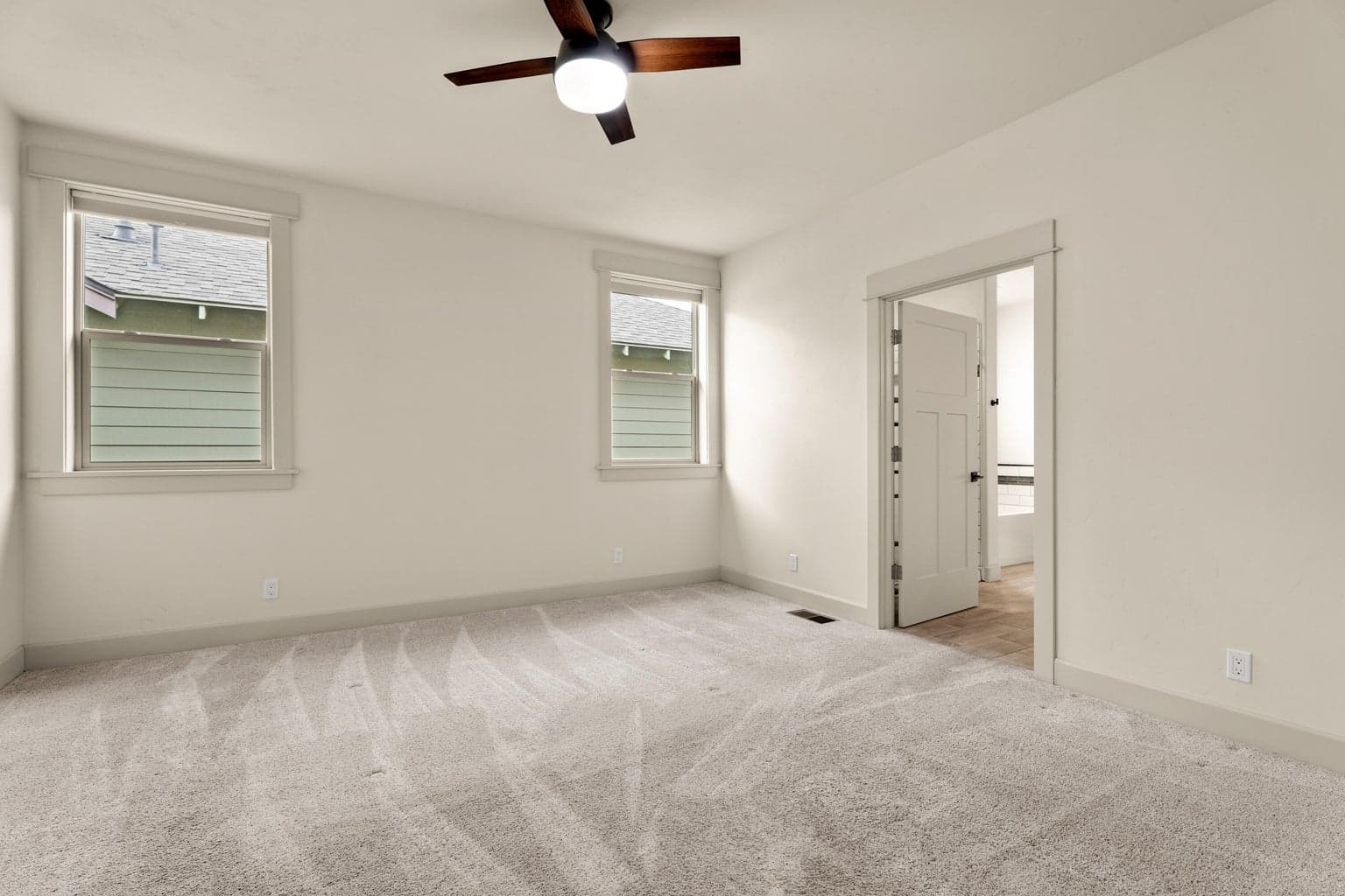 Photo of 63227 Brad Street 18 of 32