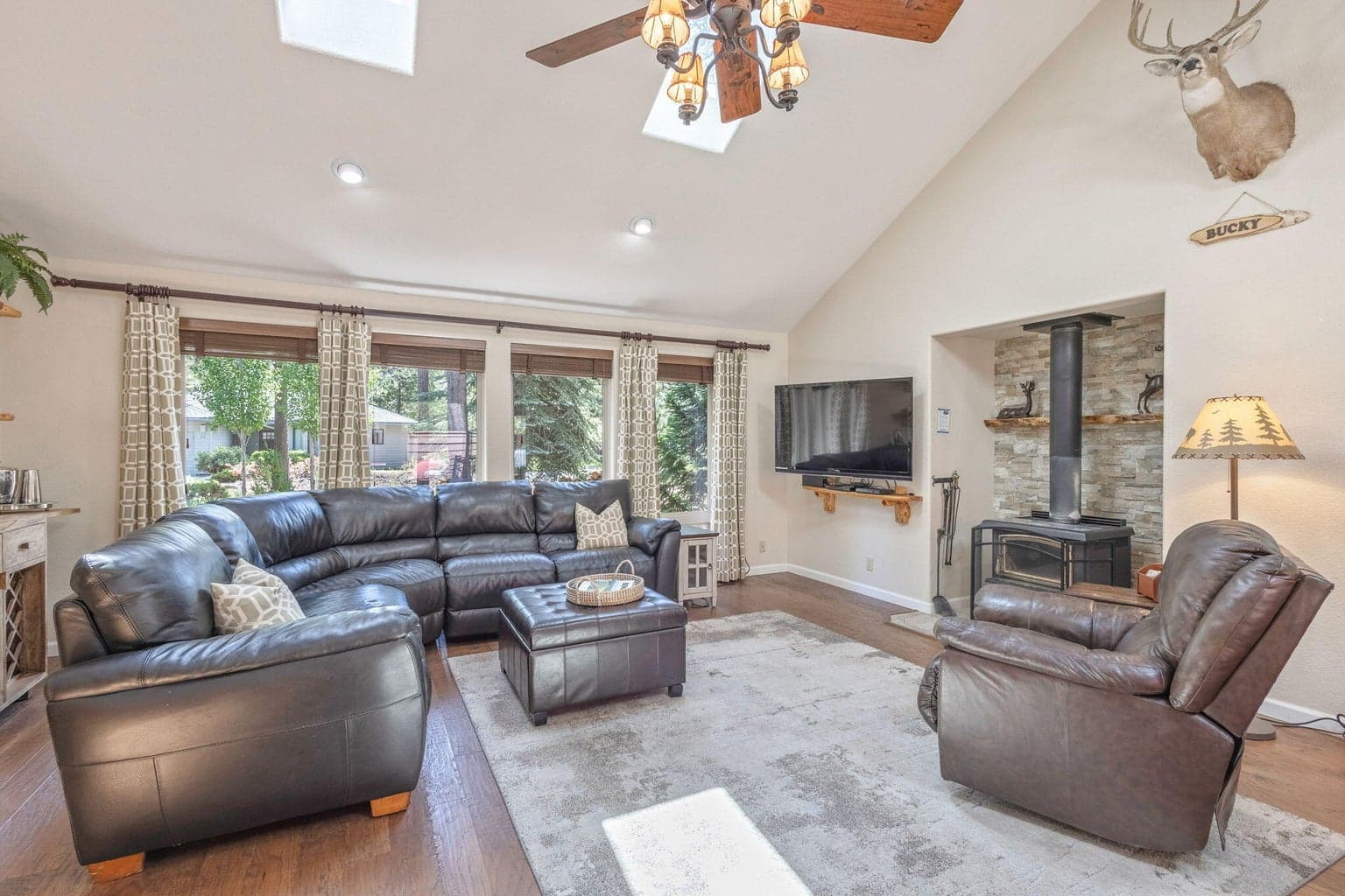 Photo of 57651 Dutchman Lane 7 of 44