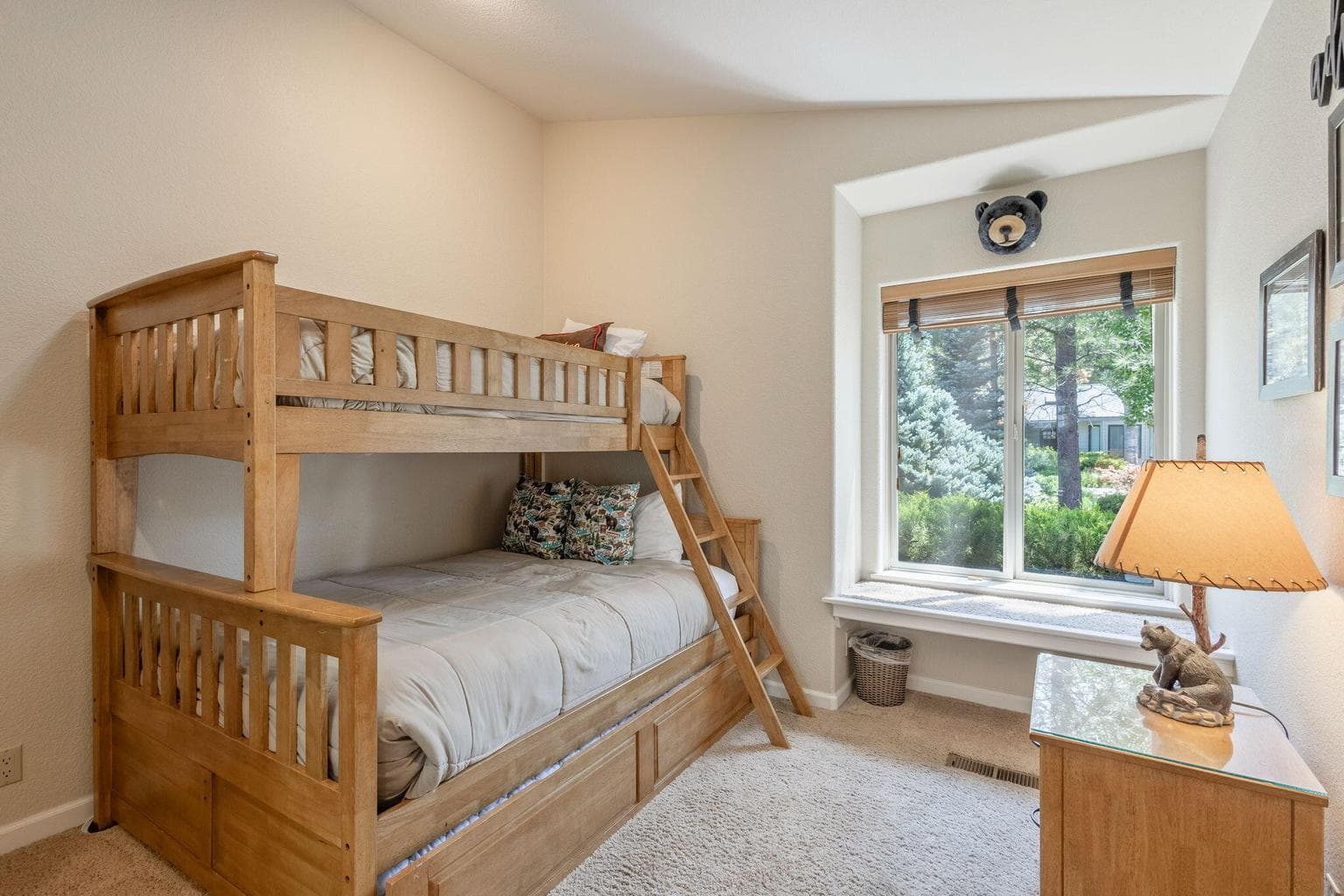 Photo of 57651 Dutchman Lane 25 of 44
