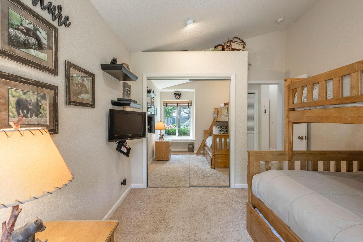 Photo of 57651 Dutchman Lane 26 of 44