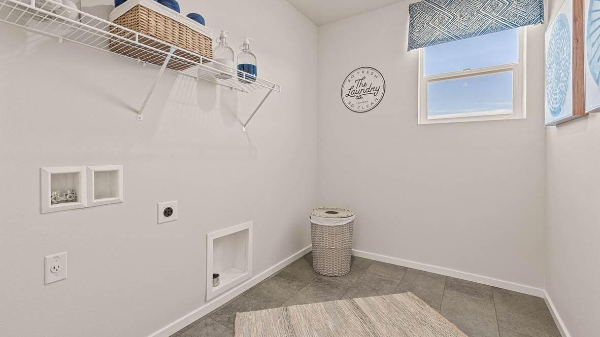 Photo of 61156 Splendor Lane 23 of 33