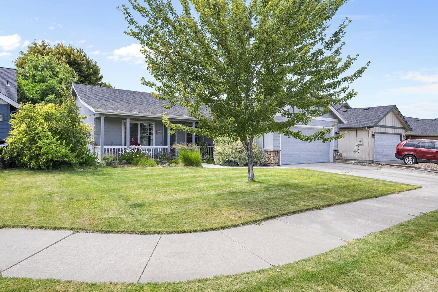Photo of 209 27th 3 of 22