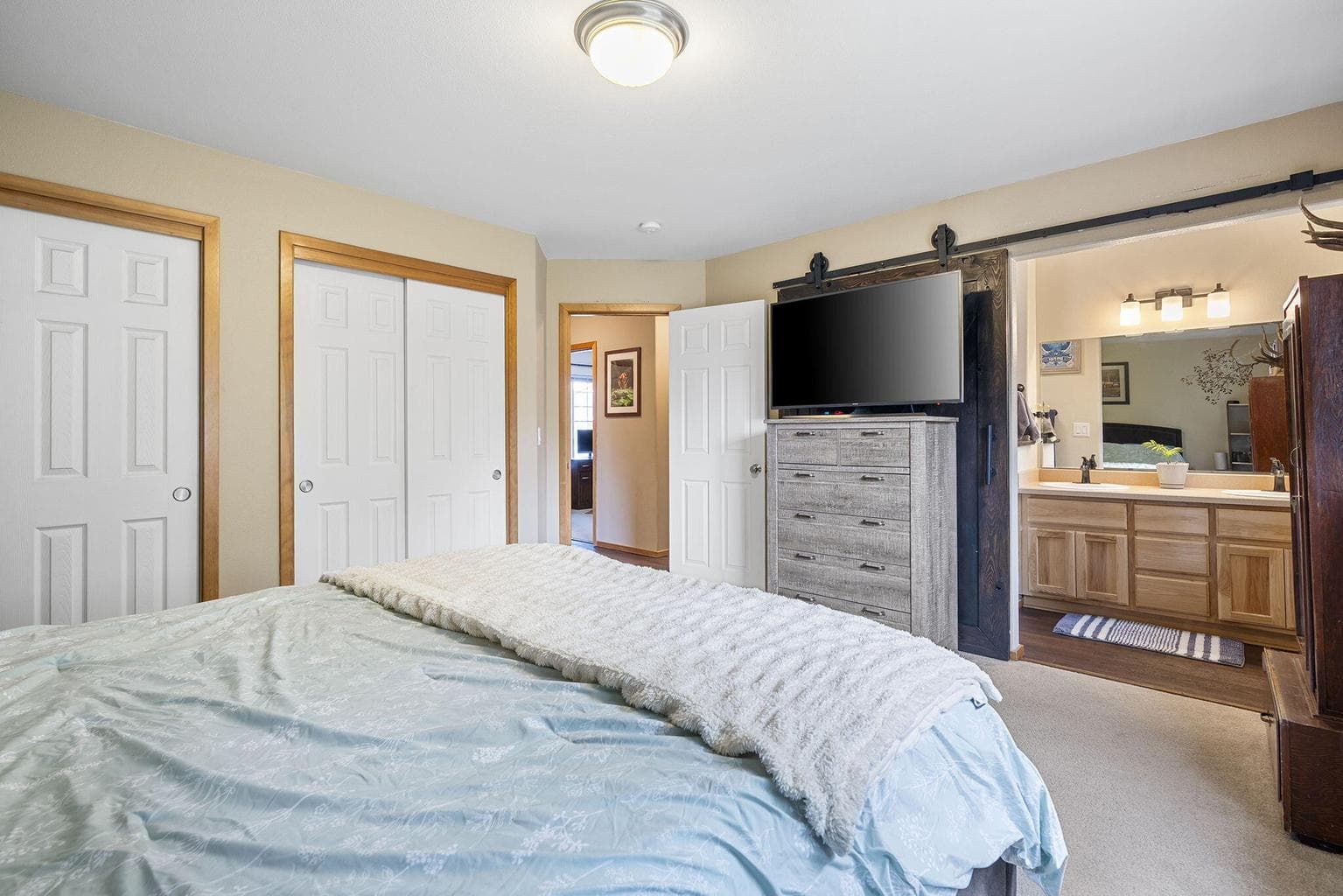 Photo of 209 NW 27th Court 14 of 22
