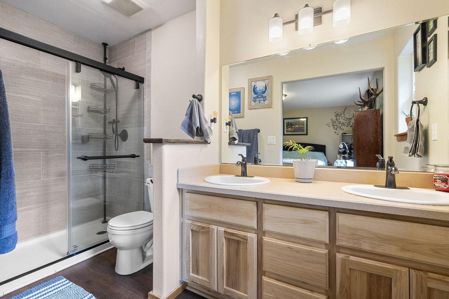 Photo of 209 NW 27th Court 15 of 22