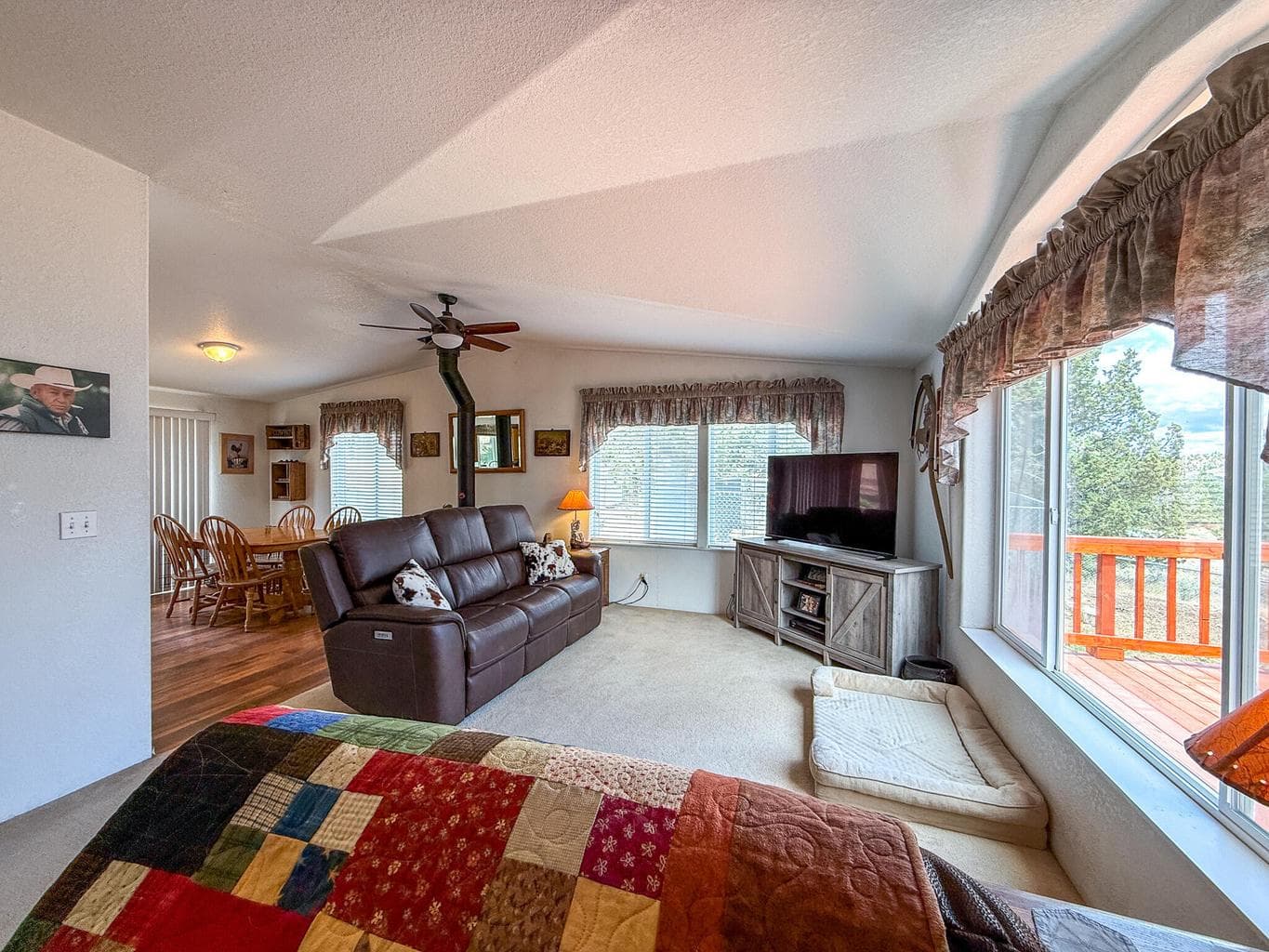 Photo of 2400 SE Morningside Drive 6 of 35