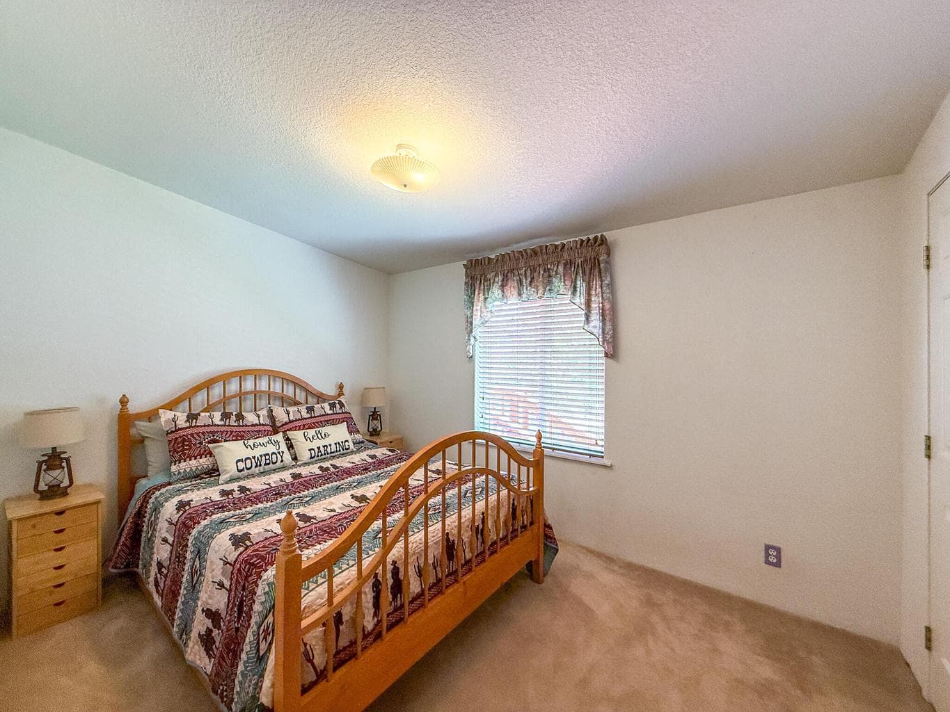 Photo of 2400 SE Morningside Drive 15 of 35