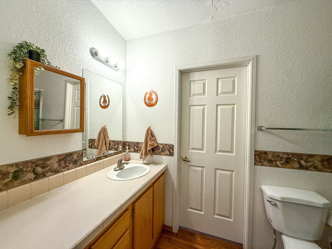Photo of 2400 SE Morningside Drive 16 of 35