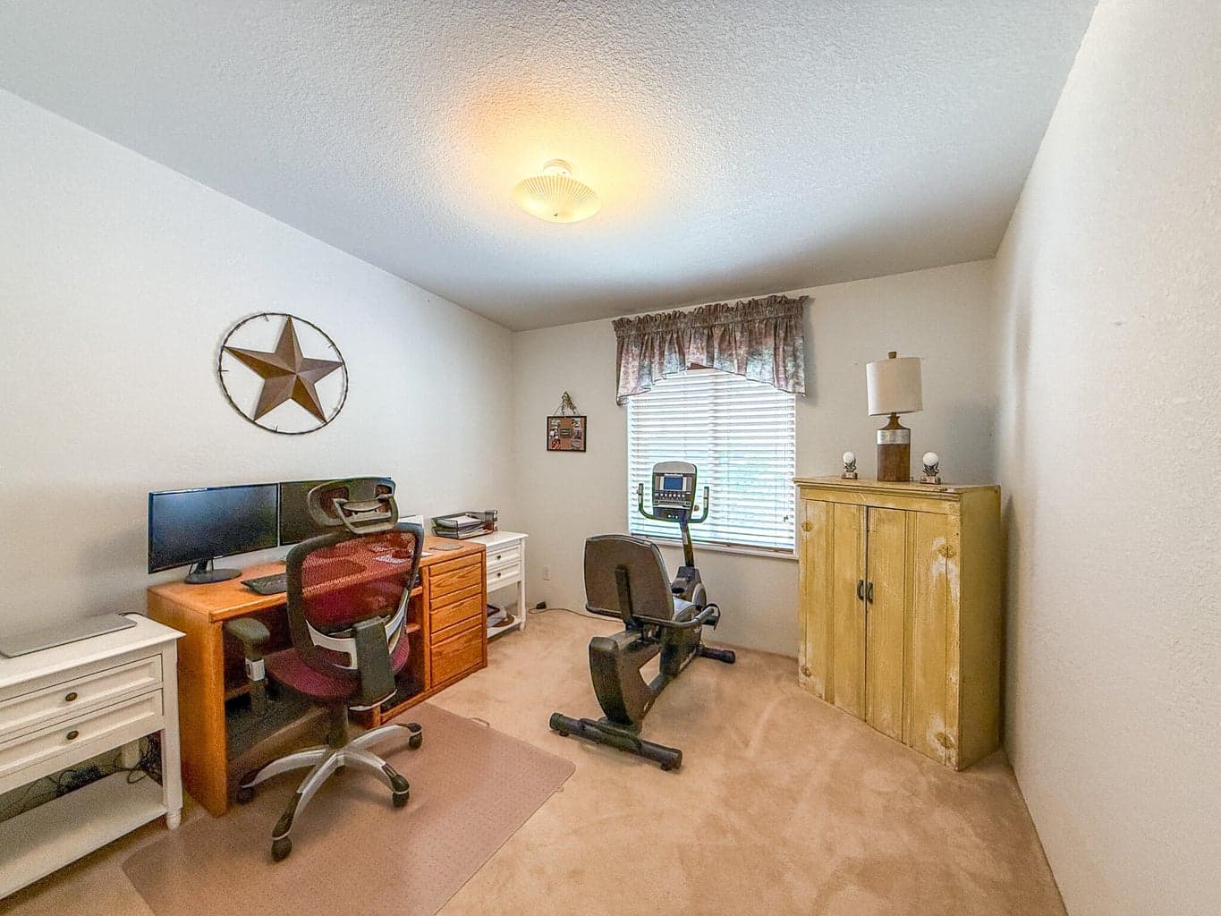 Photo of 2400 SE Morningside Drive 17 of 35