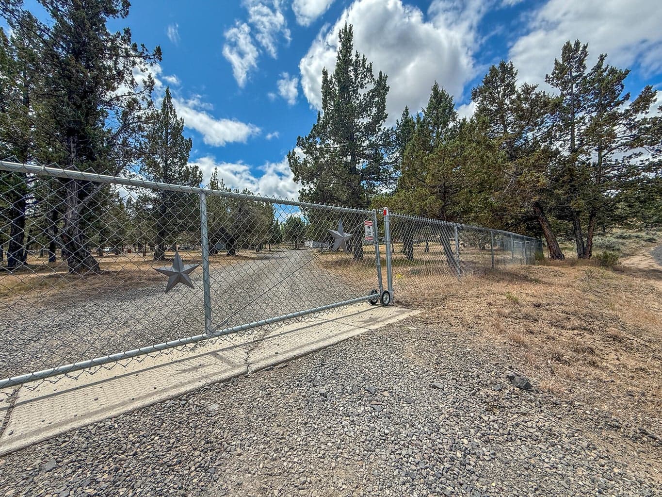 Photo of 2400 SE Morningside Drive 35 of 35
