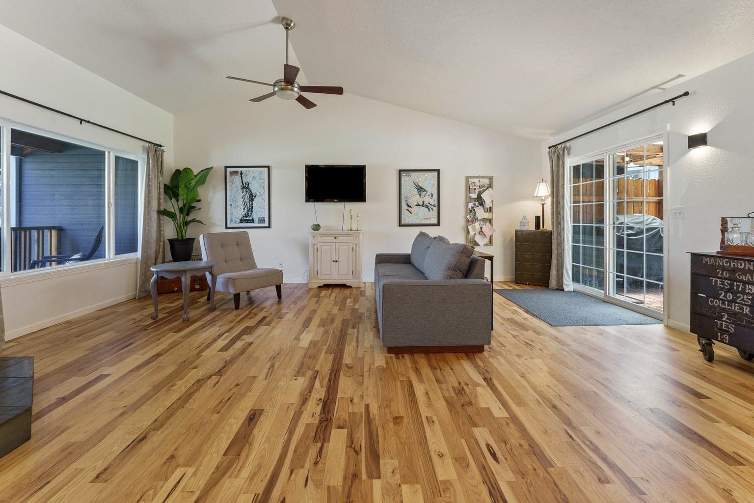 Great room (main house)