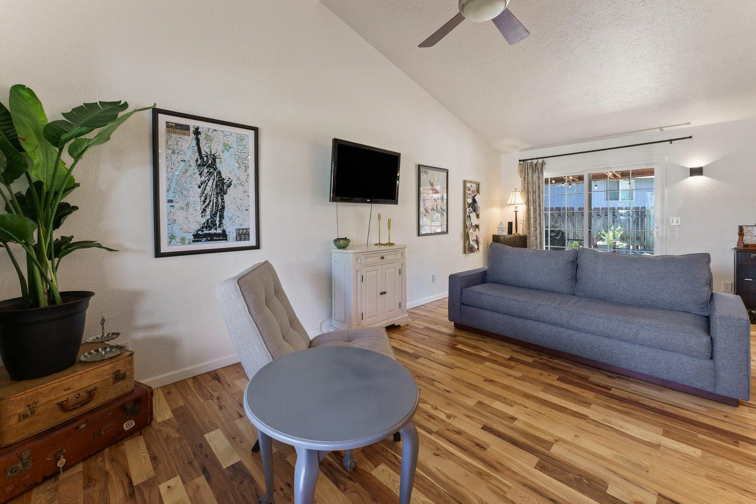 Great room (main house)