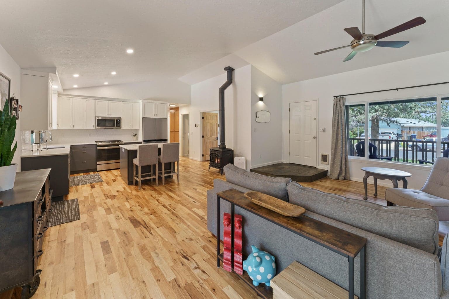 Great room (main house)