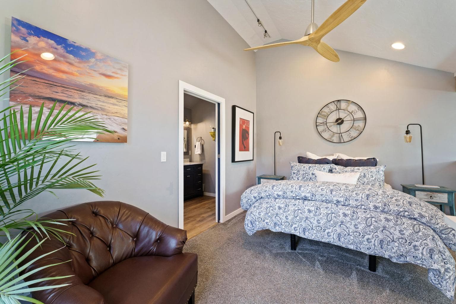 Bedroom loft (ADU)