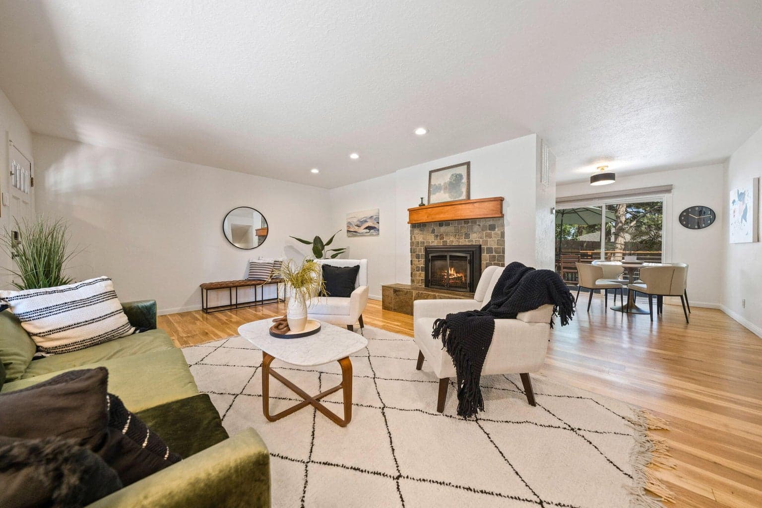 Photo of 2210 NW 6th Street 13 of 35
