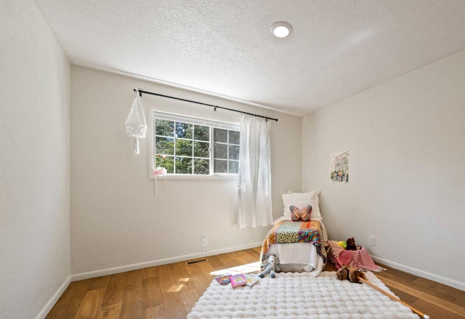 Photo of 2210 NW 6th Street 22 of 35