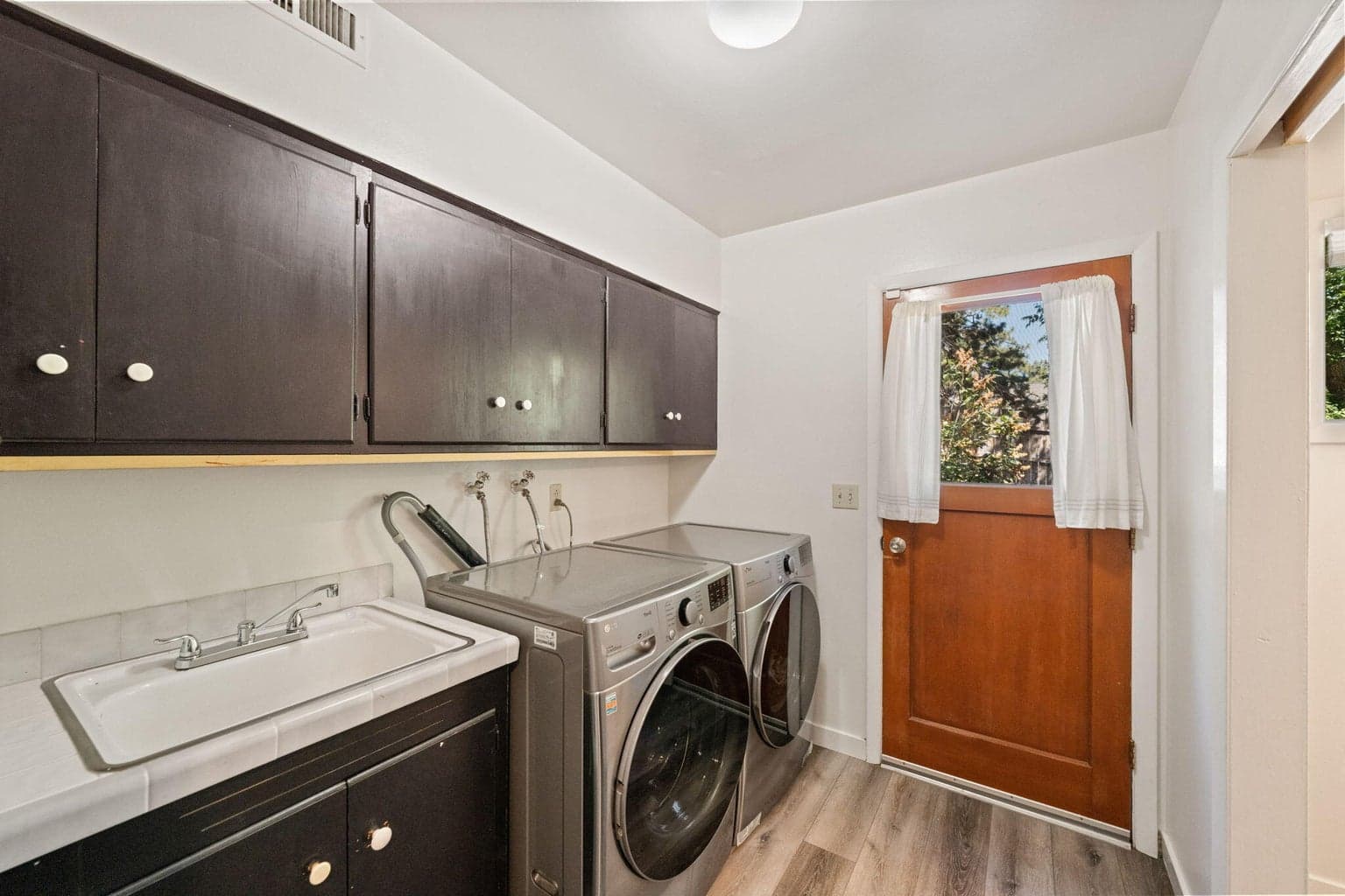 Photo of 2210 NW 6th Street 23 of 35