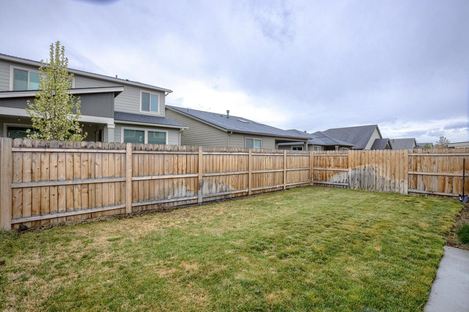 Photo of 3658 SW Badger Avenue 33 of 37