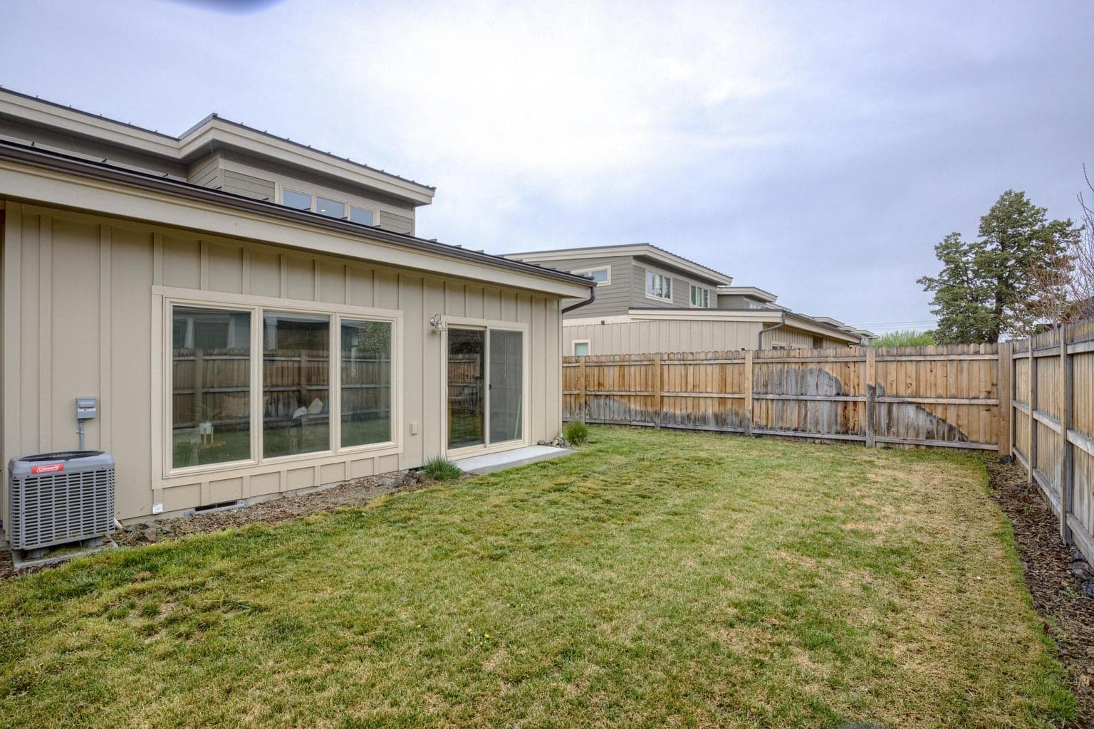 Photo of 3658 SW Badger Avenue 31 of 37
