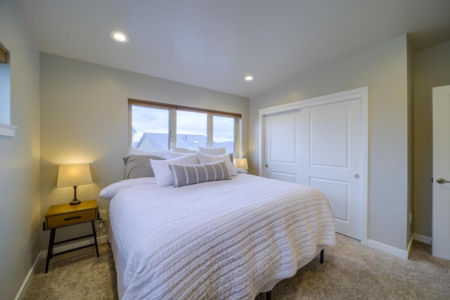Photo of 3658 SW Badger Avenue 26 of 37