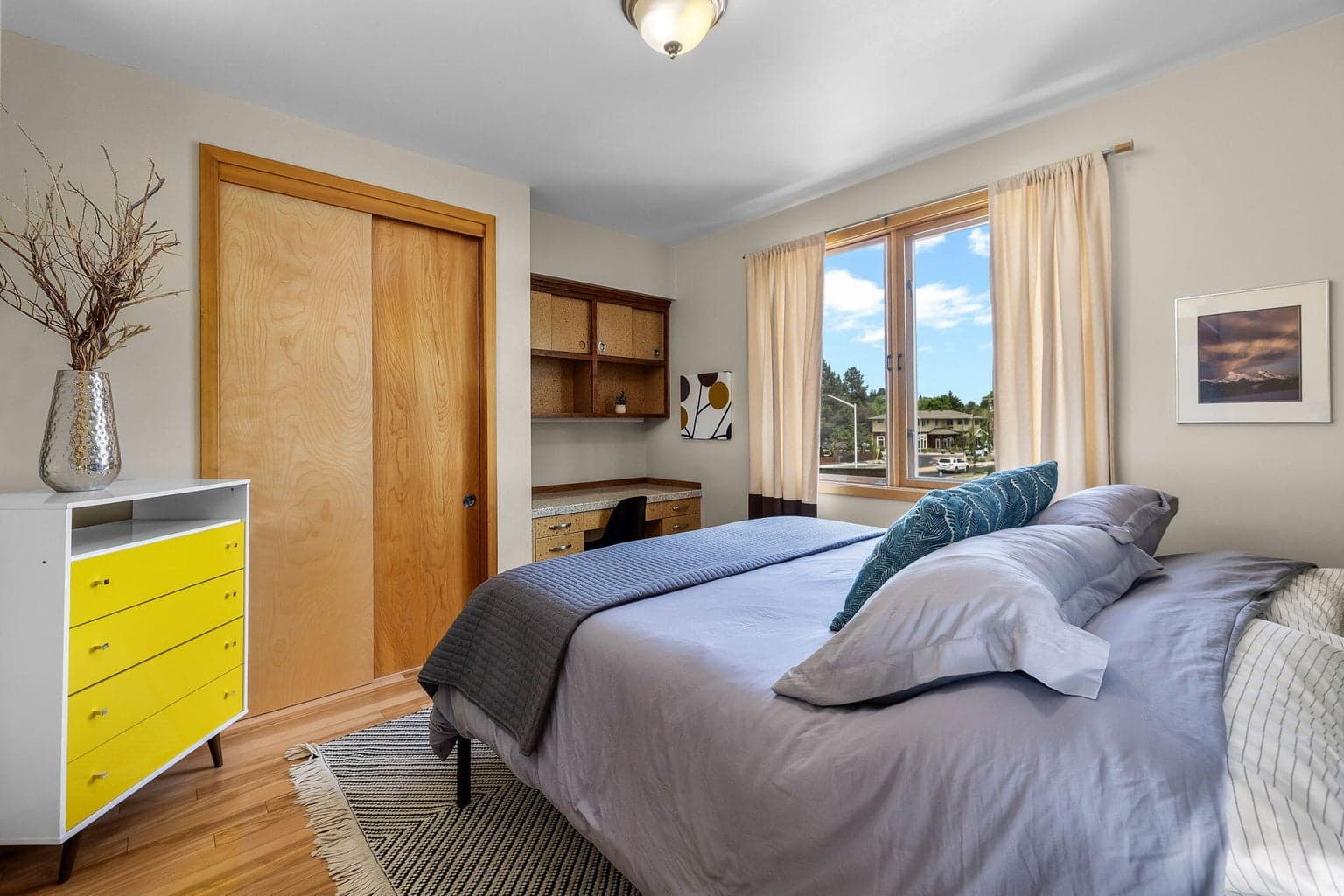 Photo of 1335 NW 12th Street 33 of 53