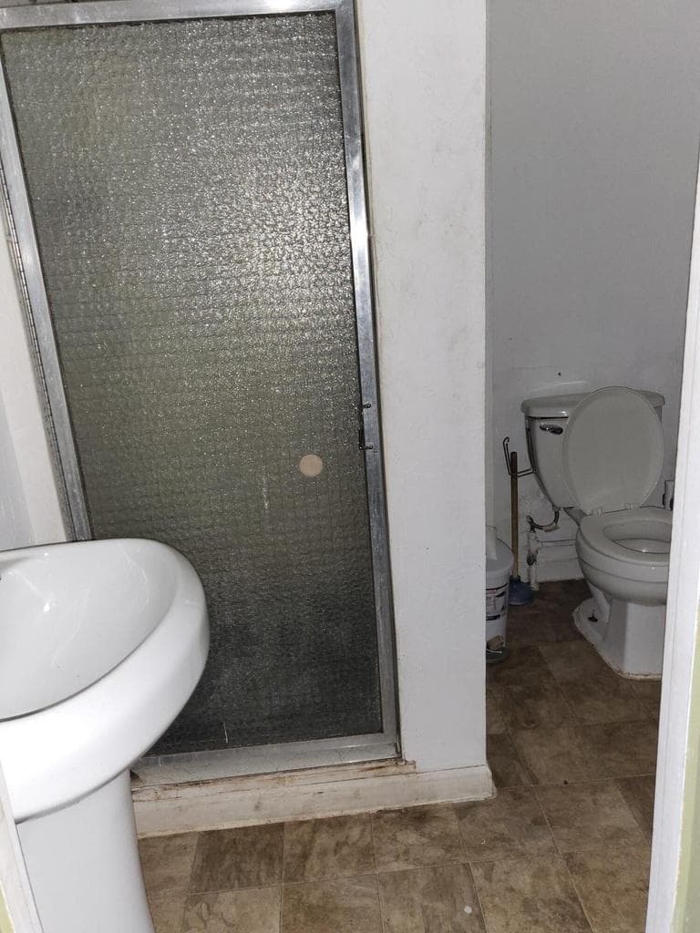 Photo of 120 M 5 of 27
