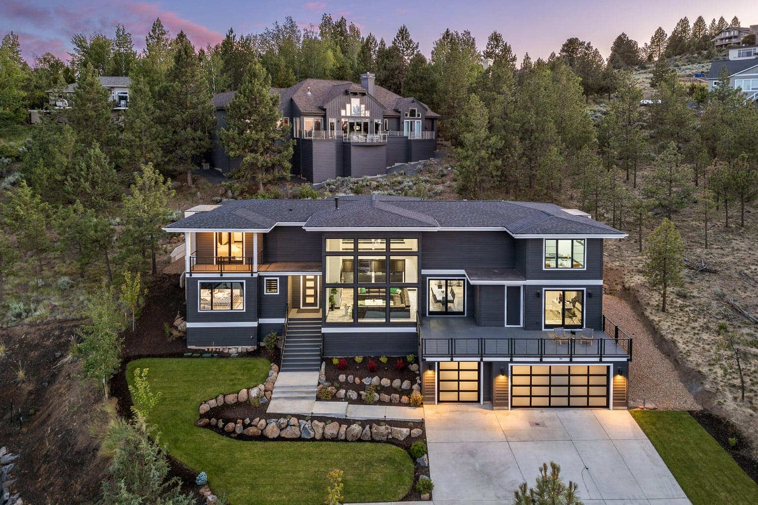 Photo of 664 Powell Butte 3 of 58