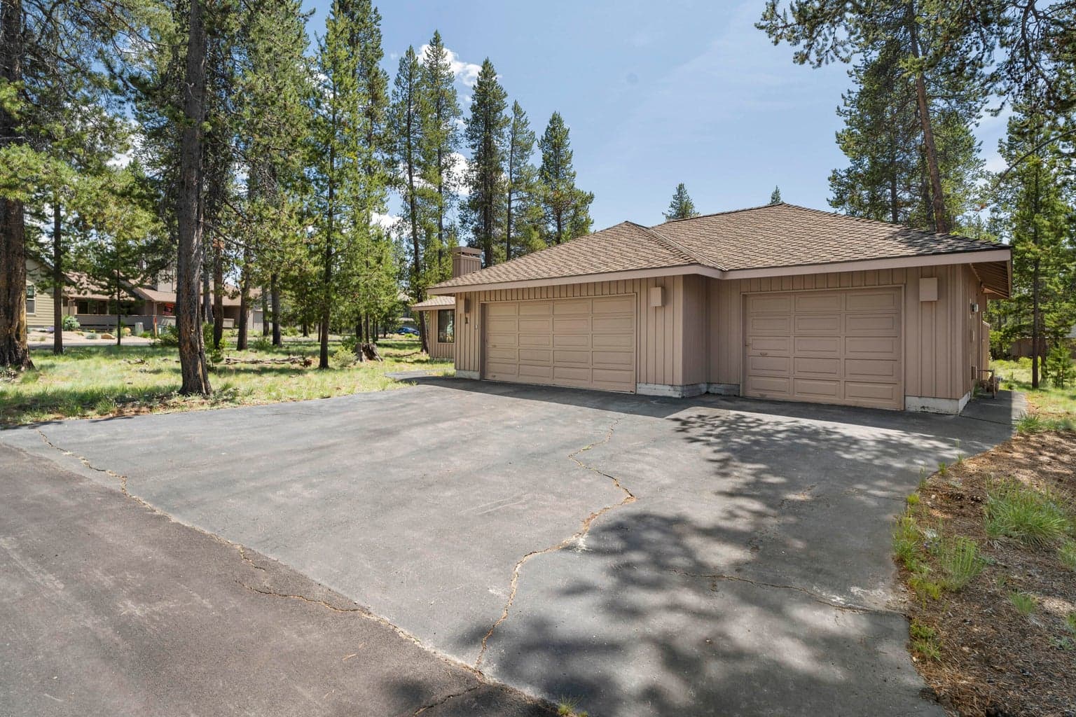 Photo of 57803 Summit Lane 3 of 26