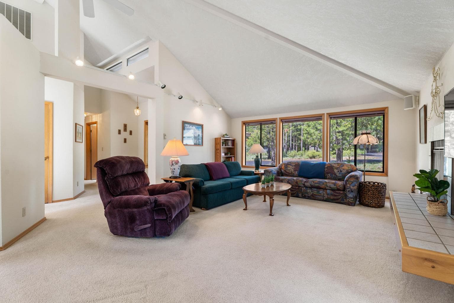 Photo of 57803 Summit Lane 10 of 26